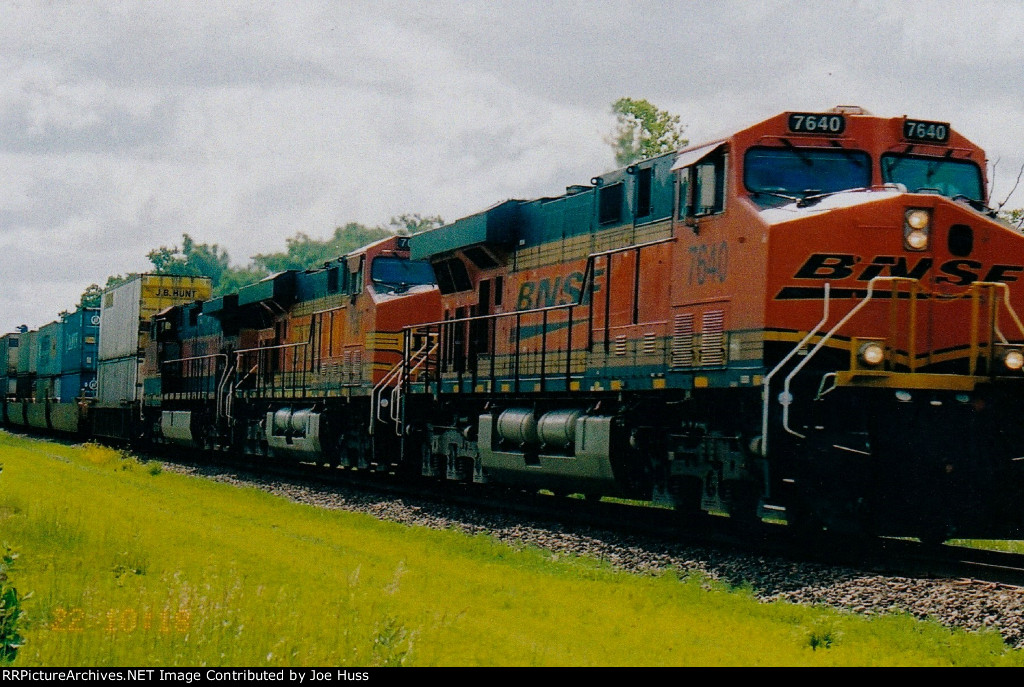 BNSF 7640 West